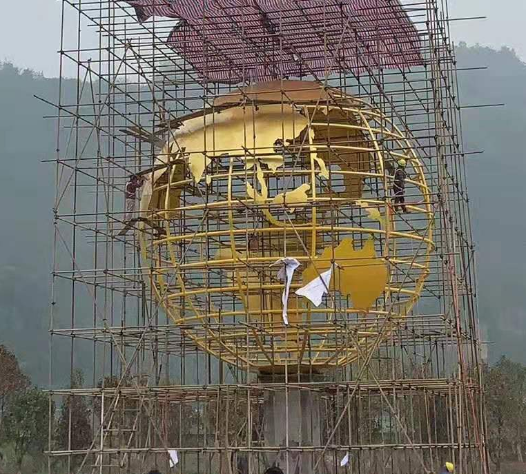 大型不锈钢雕塑